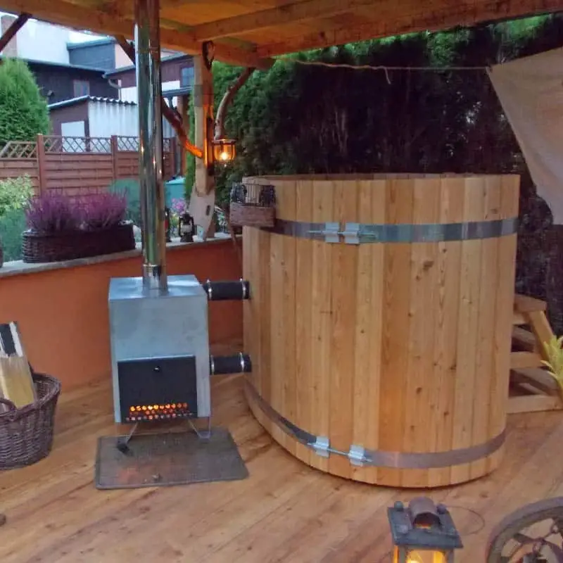 Badezuber oval mit Ofen