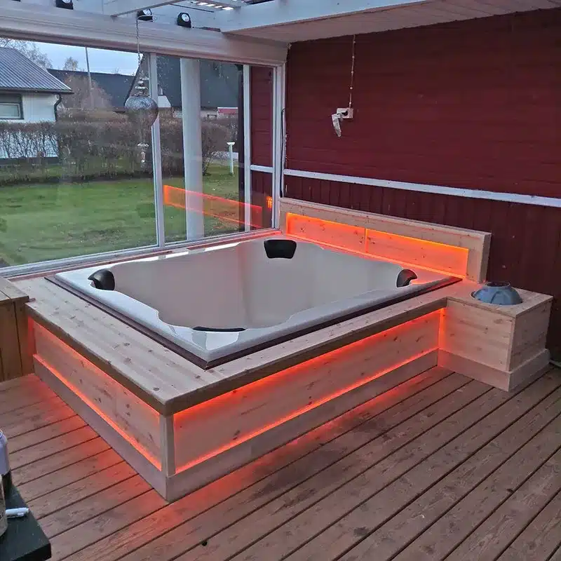 Einbaubadezuber Terrasse LED