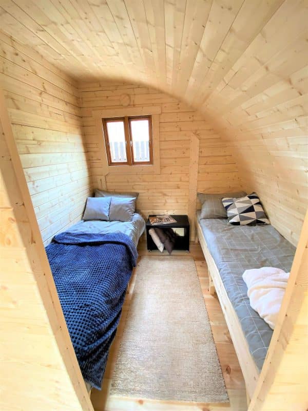 Camping Halb Pod Einzelbetten